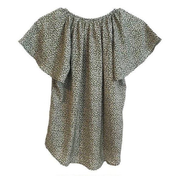 Shein Green and White Patterned Flowy Tie Front Top Size S - Picture 2 of 4